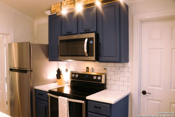 Interior, Kitchen, Stainless Steel Appliances