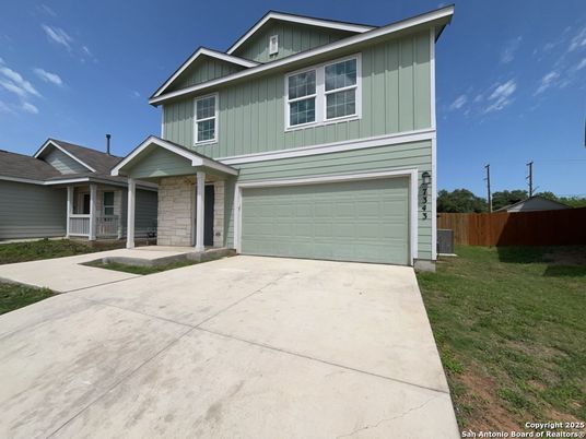 Attached, Exterior, Facade, Farmhouse