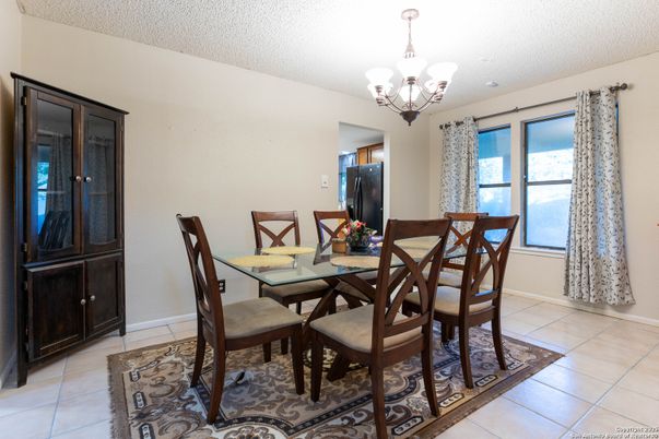 Chandelier, Dining room, Interior
