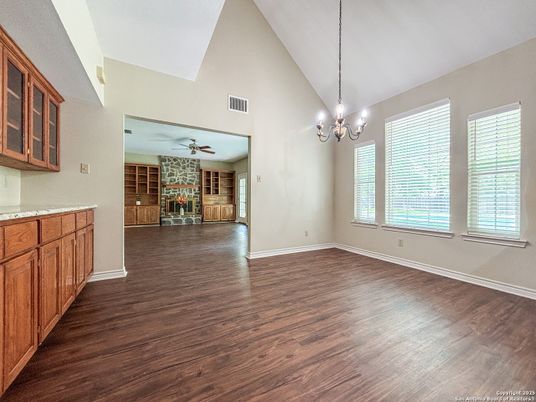 Chandelier, Empty room, Interior, Wood Texture Flooring