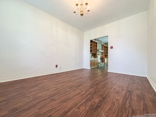 Chandelier, Empty room, Interior, Wood Texture Flooring