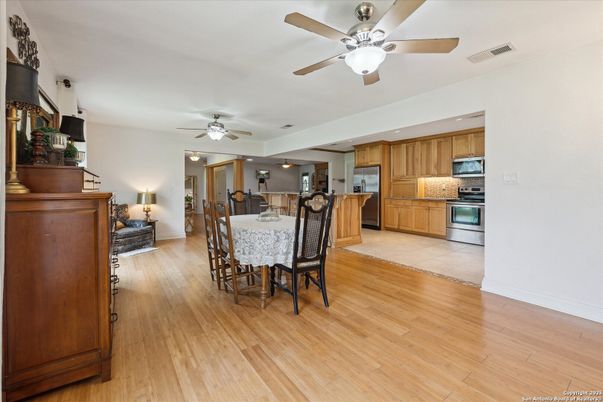 Dining room, Interior, Kitchen, Stainless Steel Appliances, Wood Texture Flooring