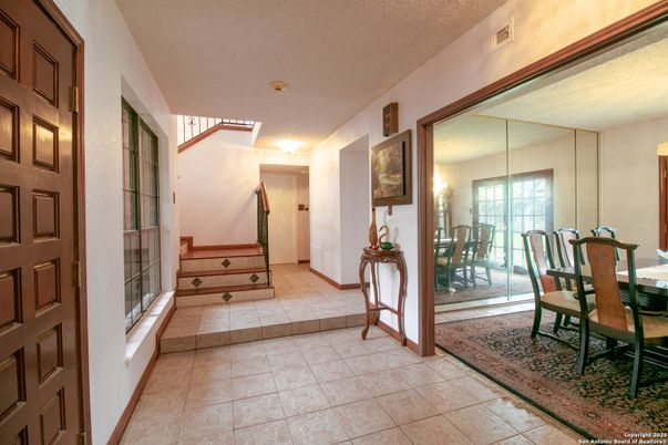Dining room, Interior