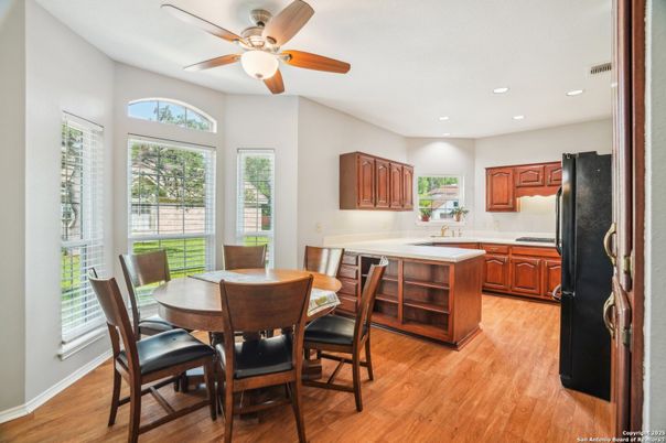 Dining room, Interior, Kitchen, Recessed Lighting, Wood Texture Flooring