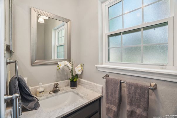 Bathroom, Interior
