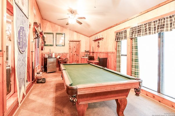 Billiard Table, Game Room, Interior