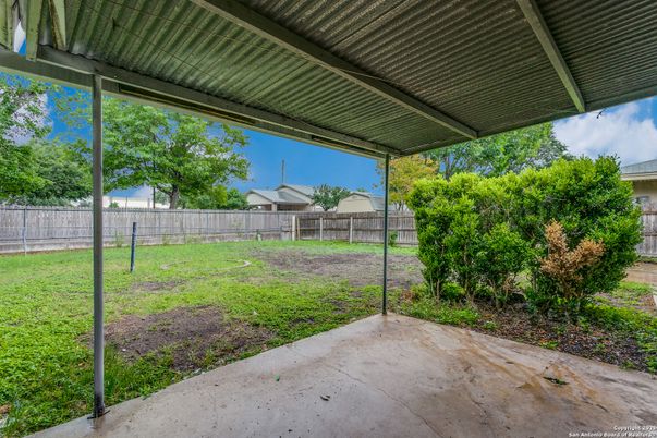 Backyard, Exterior