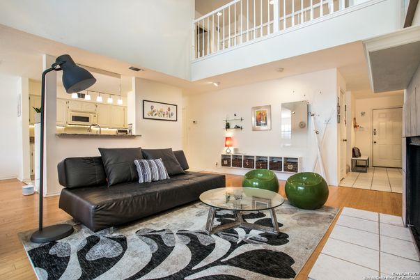 Interior, Kitchen, Living room, Recessed Lighting, Wood Texture Flooring