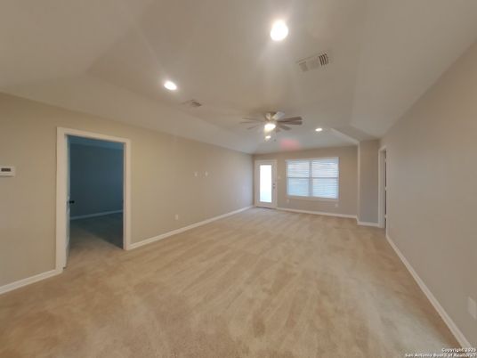 Empty room, Interior, Recessed Lighting