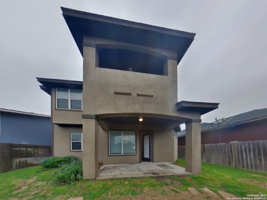 Backyard, Exterior, Facade, Modern