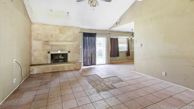 Empty room, Fireplace, Interior