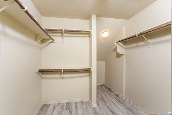 Interior, Walk-in Closets, Wood Texture Flooring