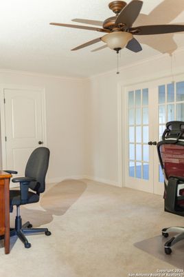 Home Office, Interior