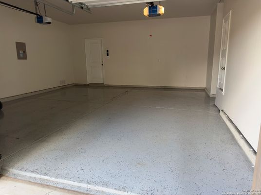 Garage, Interior