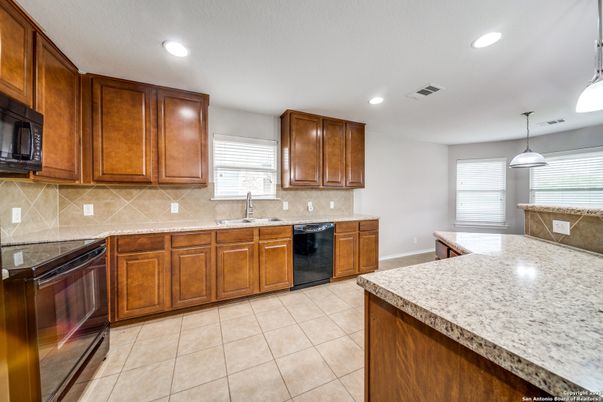 Dining room, Interior, Kitchen, Pendant Lights, Recessed Lighting