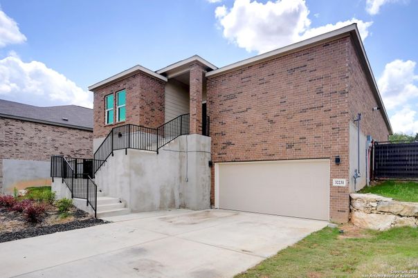 Attached, Exterior, Facade, Brick Facade, Rowhouse