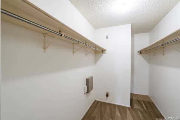 Interior, Walk-in Closets