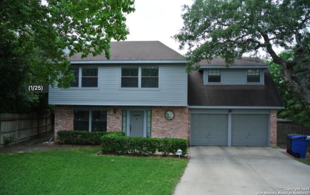 Attached, Exterior, Facade, Brick Facade, Raised Ranch