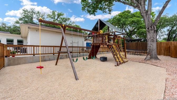 Backyard, Exterior, Playground