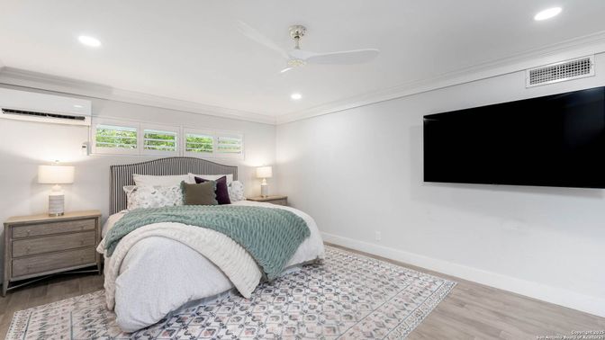 Bedroom, Interior, Recessed Lighting, Wood Texture Flooring