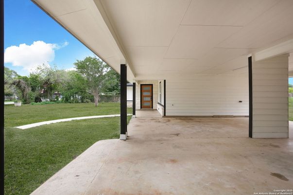 Backyard, Exterior