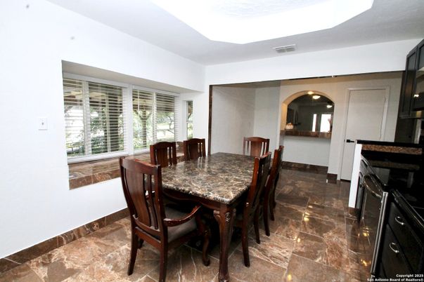 Dining room, Interior