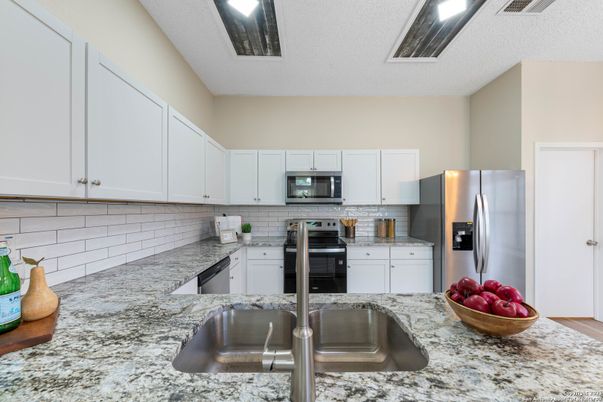 Interior, Kitchen, Stainless Steel Appliances