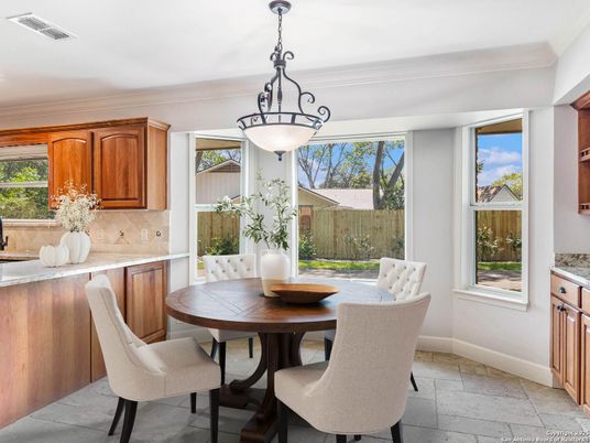 Dining room, Interior, Pendant Lights