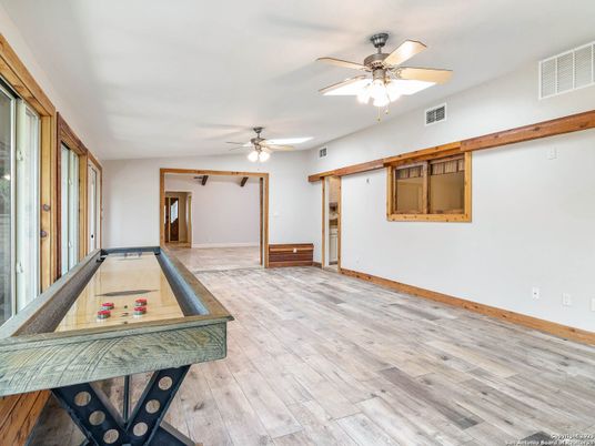 Billiard Table, Game Room, Interior, Wood Texture Flooring