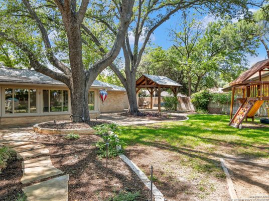 Backyard, Exterior, Playground
