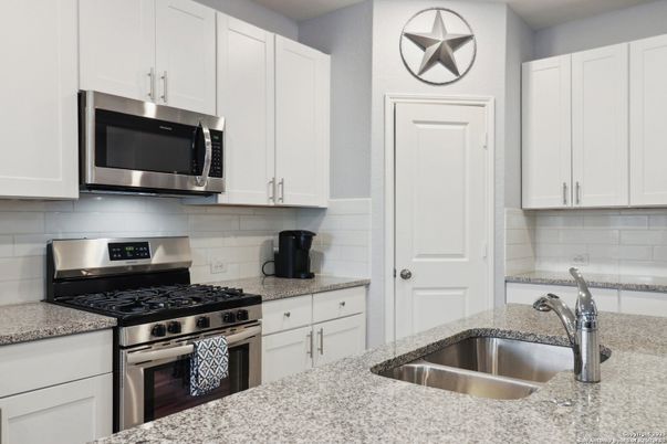 Interior, Kitchen, Stainless Steel Appliances