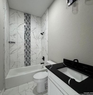 Bathroom, Interior, Marble, Marble Walls
