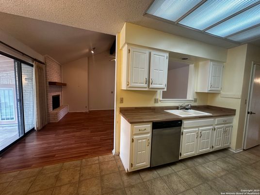 Fireplace, Interior, Kitchen, Wood Texture Flooring