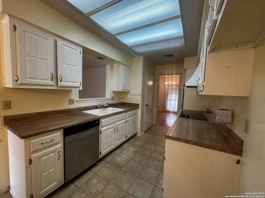 Interior, Kitchen, Pendant Lights