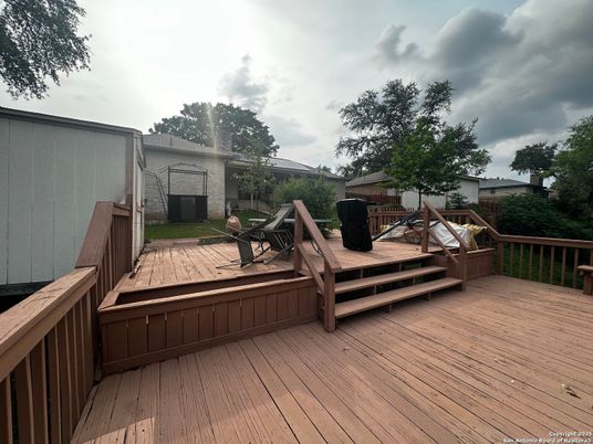Exterior, Wood Texture Flooring