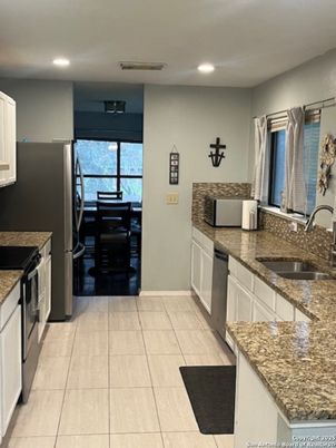 Dining room, Interior, Kitchen, Recessed Lighting