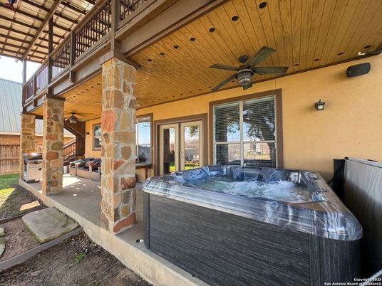 Exterior, Hot Tub