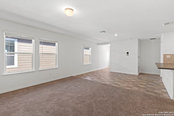 Empty room, Interior, Recessed Lighting