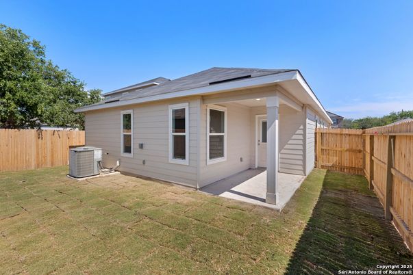 Backyard, Exterior, Hot Tub