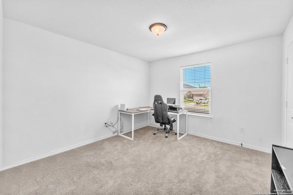 Home Office, Interior