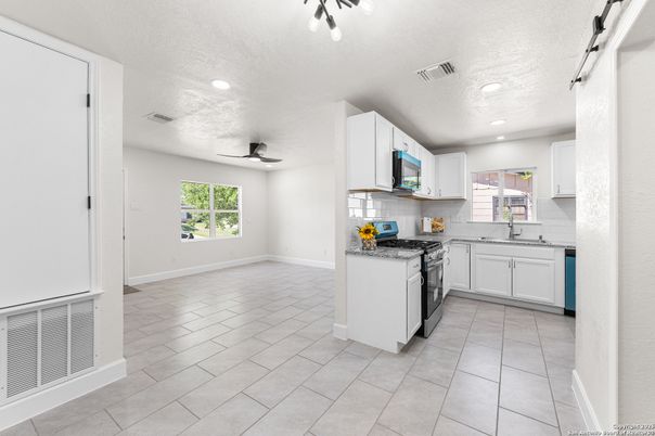 Interior, Kitchen, Recessed Lighting