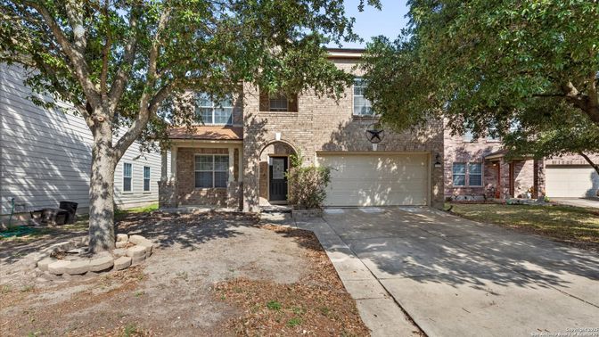 Attached, Exterior, Facade, Brick Facade, French Provincial