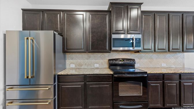 Interior, Kitchen, Stainless Steel Appliances
