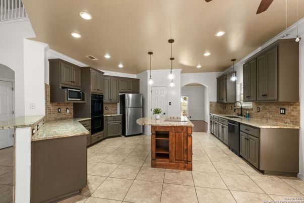Interior, Kitchen, Pendant Lights, Recessed Lighting, Stainless Steel Appliances