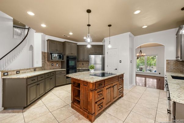 Interior, Kitchen, Pendant Lights, Recessed Lighting, Stainless Steel Appliances