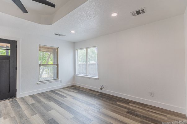 Empty room, Interior, Recessed Lighting, Wood Texture Flooring