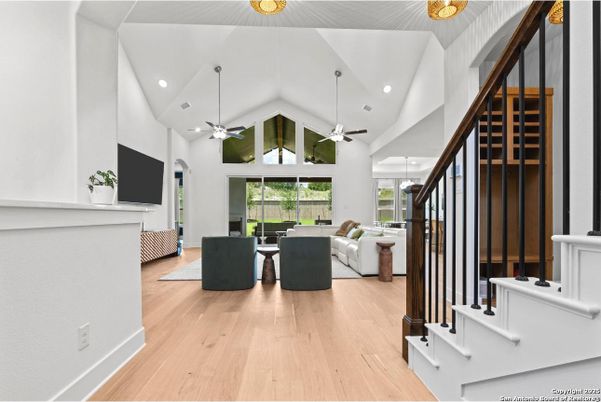 Fireplace, Interior, Living room, Pendant Lights, Recessed Lighting, Wood Texture Flooring