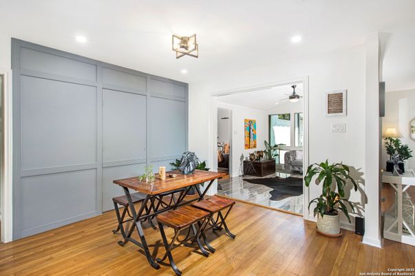 Interior, Recessed Lighting, Wood Texture Flooring