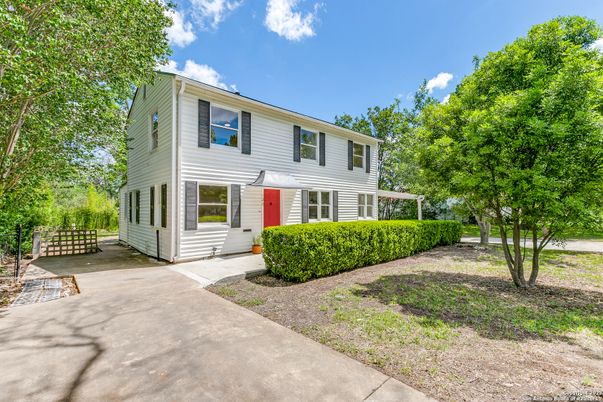 Backyard, Exterior, Facade, Georgian