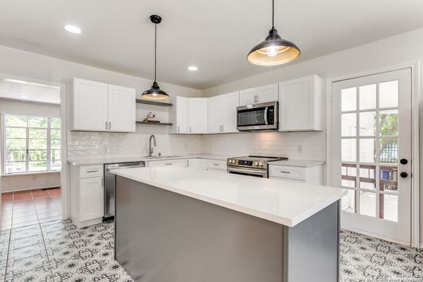 Interior, Kitchen, Pendant Lights, Recessed Lighting, Stainless Steel Appliances